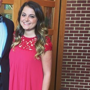 Meet your Posher, Carly